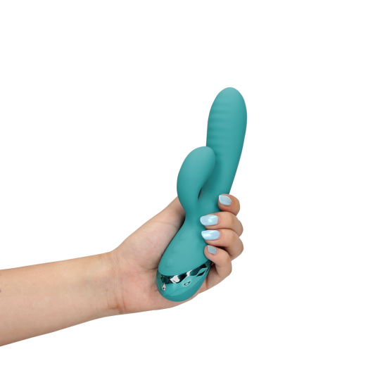 O Vibrador Loveline Rabbit possui 2 motores e 10 modos de vibração, é recarregável e à prova d'água. Possui parte superior insuflável, para que atinjas orgasmos mais intensos. Feito em silicone ultra macio e ABS é seguro