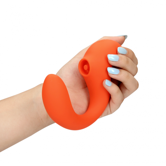 O Vibrador Loveline Rabbit possui 2 motores e 20 modos de vibração, é recarregável e à prova d'água. Possui função de sugador e movimento para o estímulo do clítoris e vibração para o ponto G. Feito em silicone ultra mac