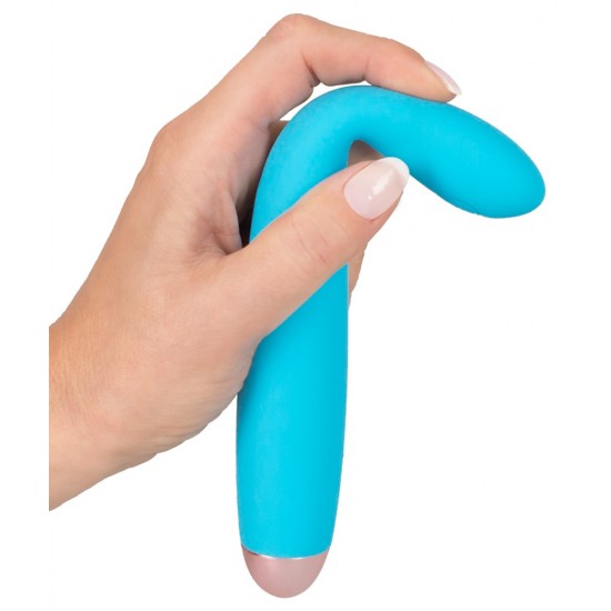 O pequeno vibrador azul para um prazer quente! Este vibrador é pequeno, mas poderoso e um dos Cuties de segunda geração. Tem uma superfície macia aveludada que desliza quase sozinha. Uma vez instalado, ele dá prazer ao